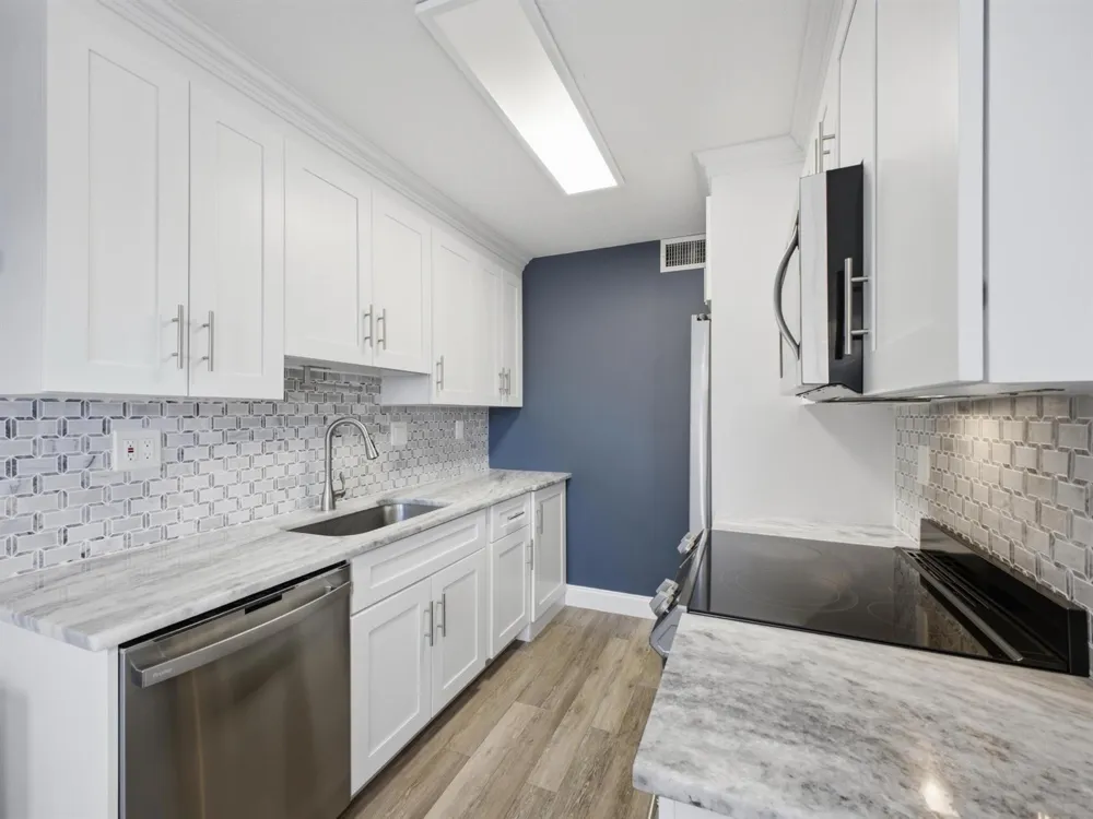 3038 GUILDFORD C #3038 Boca Raton, FL 33434