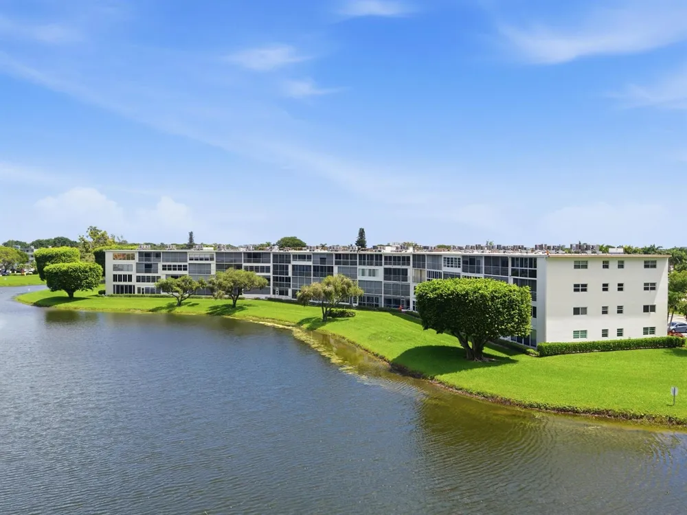 3038 GUILDFORD C #3038 Boca Raton, FL 33434