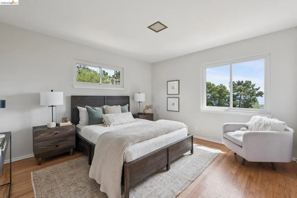 13474 Skyline Blvd Oakland, CA 94619