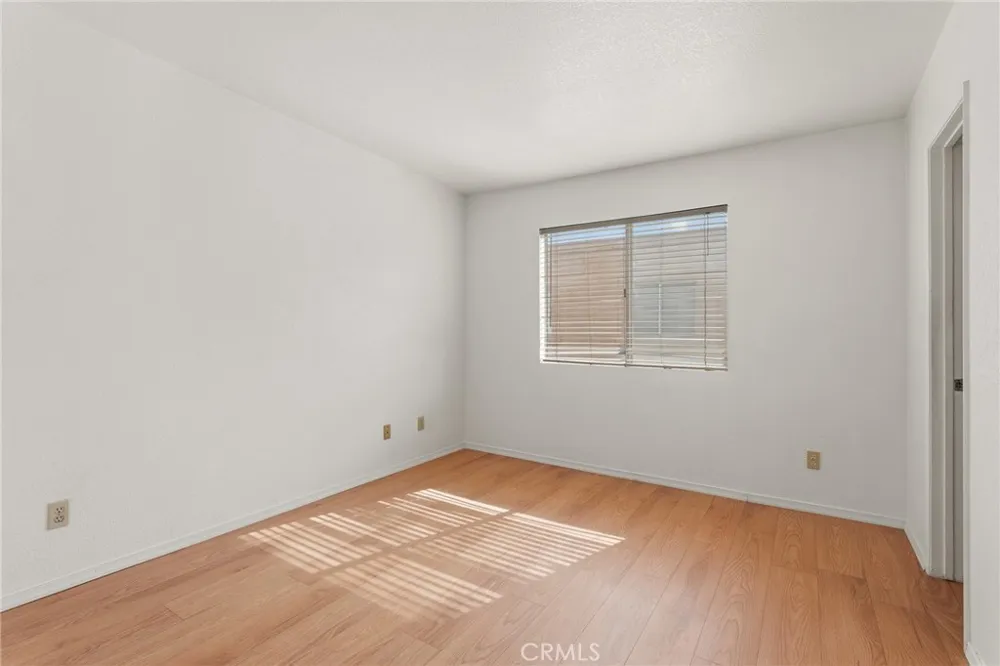 18852 Vista Del Canon #F Newhall, CA 91321