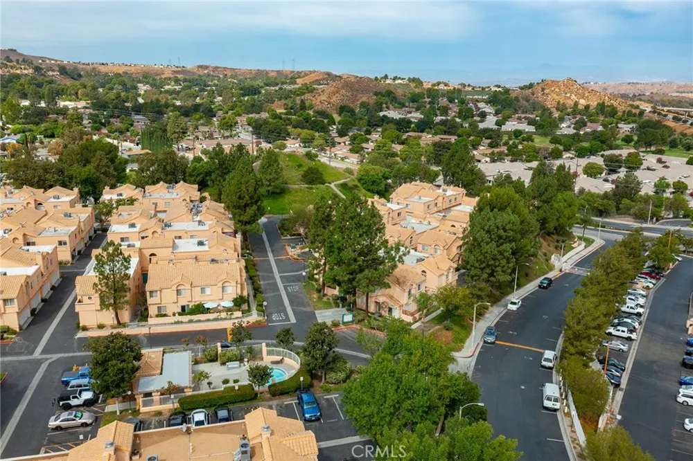 18852 Vista Del Canon #F Newhall, CA 91321