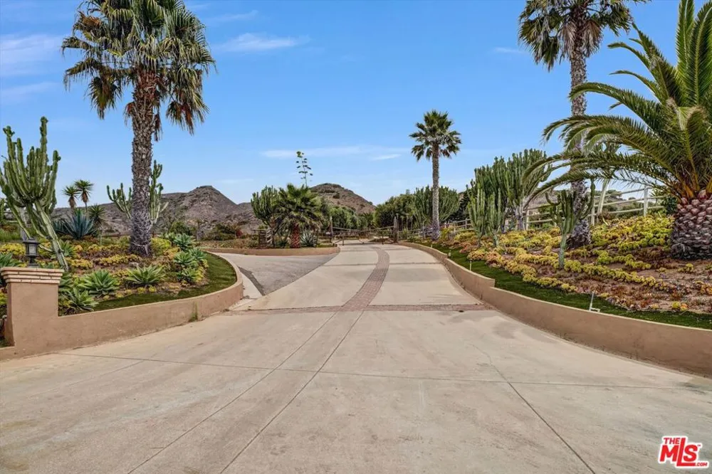 34155 Pacific Coast Highway Malibu, CA 90004