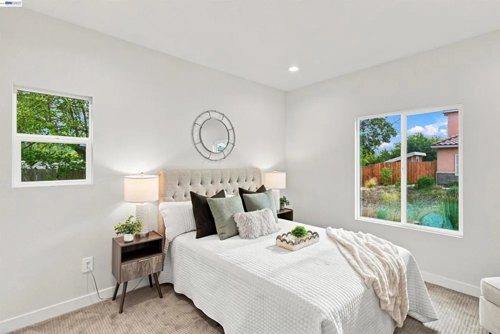 2722 Cowell Rd Concord, CA 94518