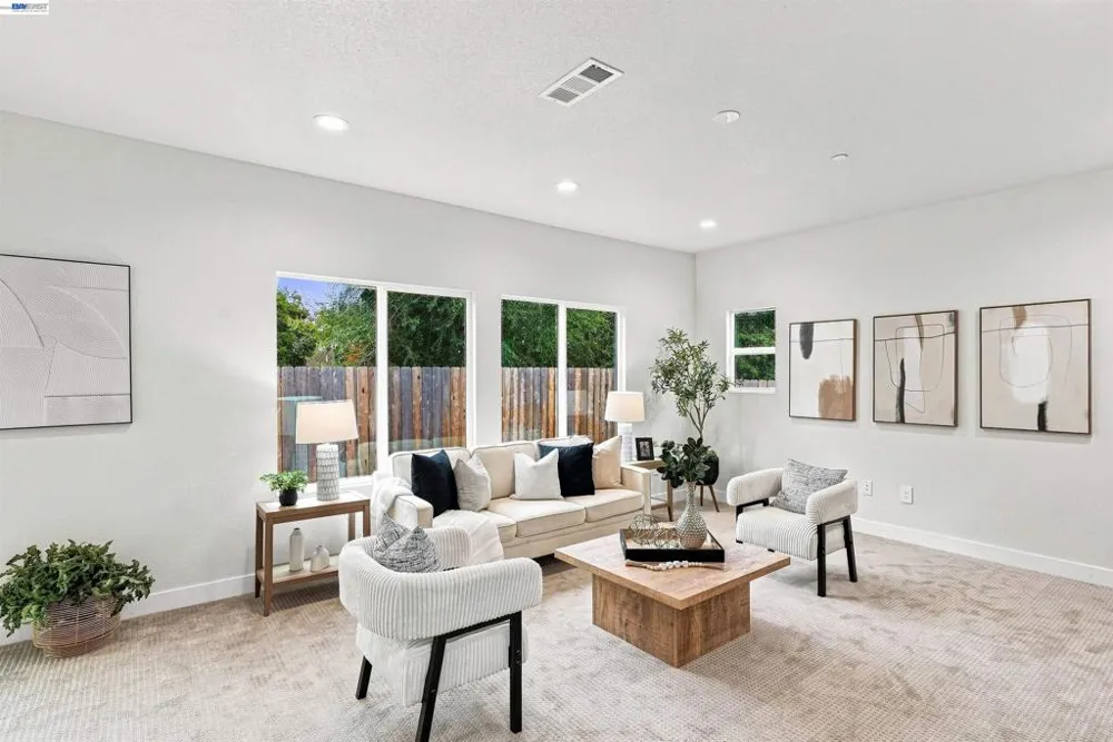 2722 Cowell Rd Concord, CA 94518