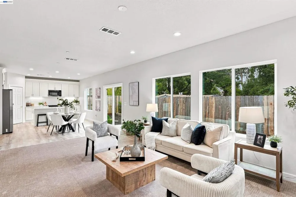2722 Cowell Rd Concord, CA 94518