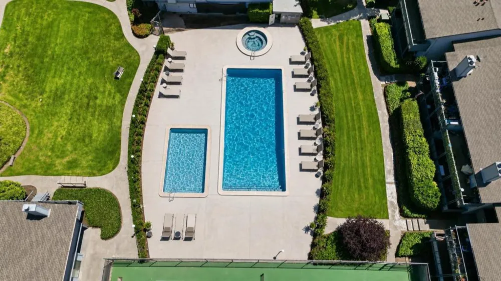 4238 George Avenue #1 San Mateo, CA 94403