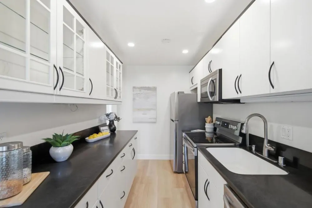 4238 George Avenue #1 San Mateo, CA 94403