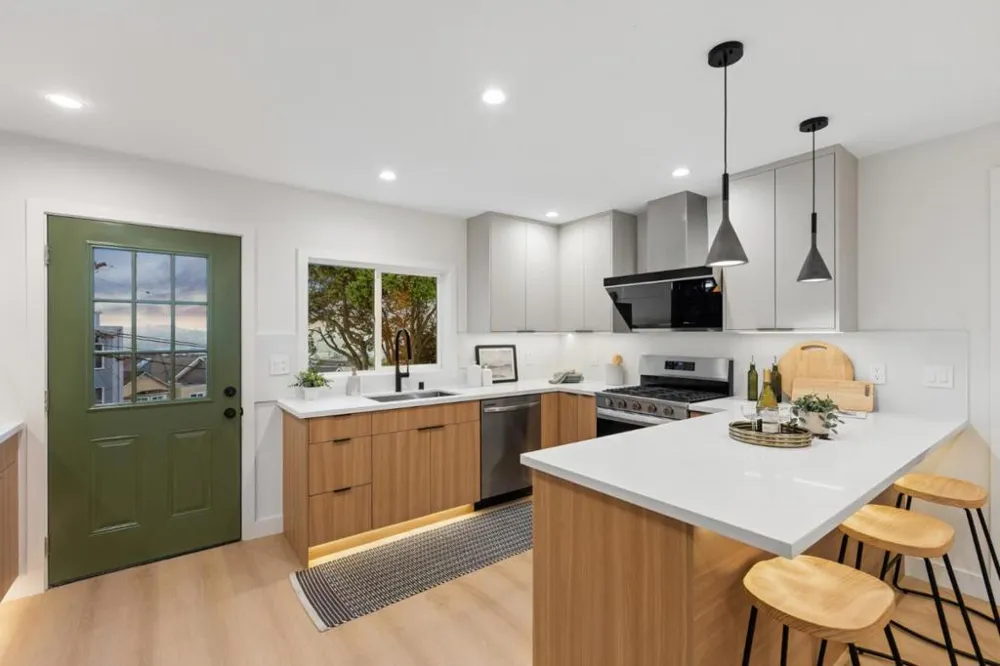 188 Santa Barbara Avenue Daly City, CA 94014