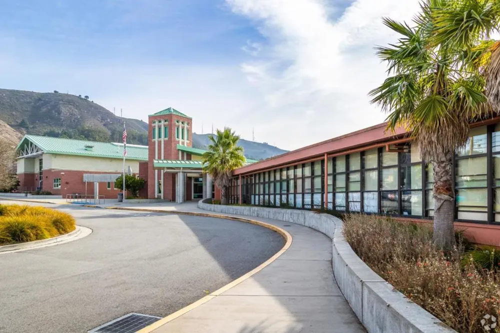 188 Santa Barbara Avenue Daly City, CA 94014