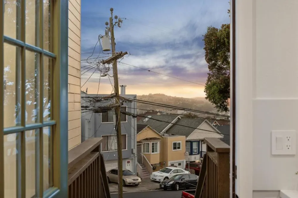 188 Santa Barbara Avenue Daly City, CA 94014