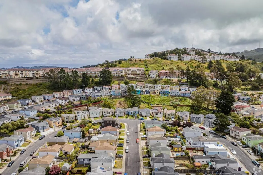 188 Santa Barbara Avenue Daly City, CA 94014