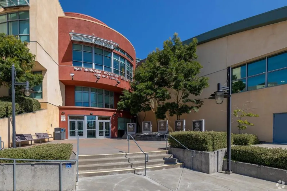 188 Santa Barbara Avenue Daly City, CA 94014