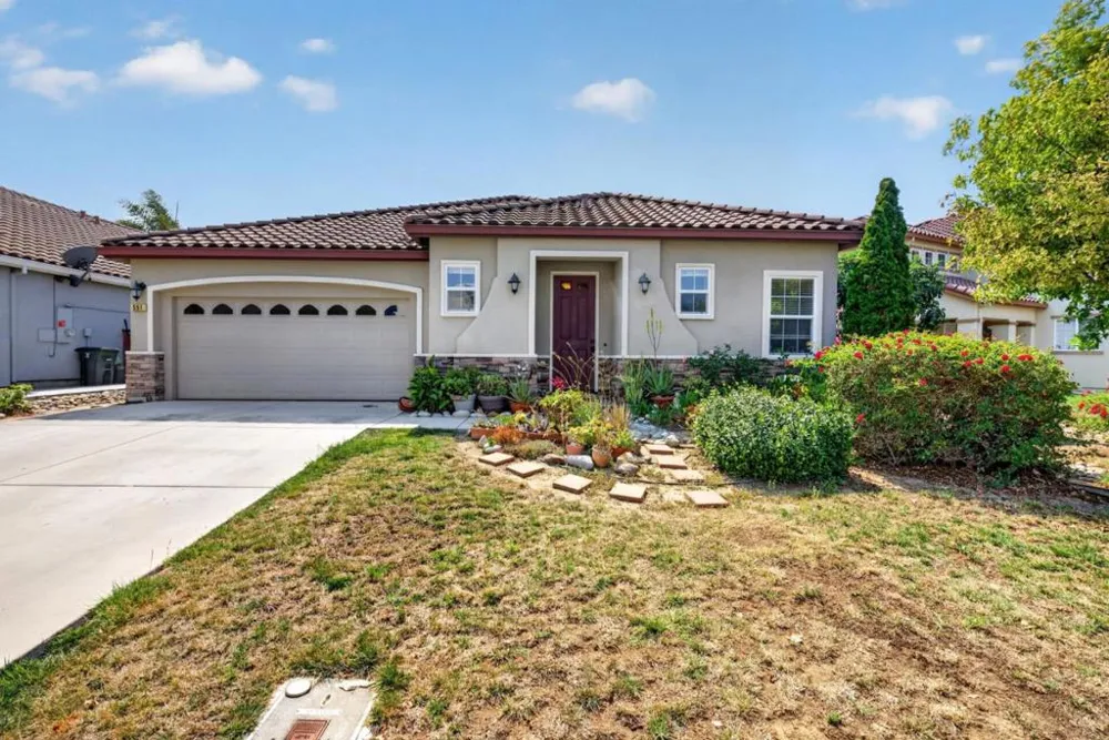 551 Hillock Drive Hollister, CA 95023