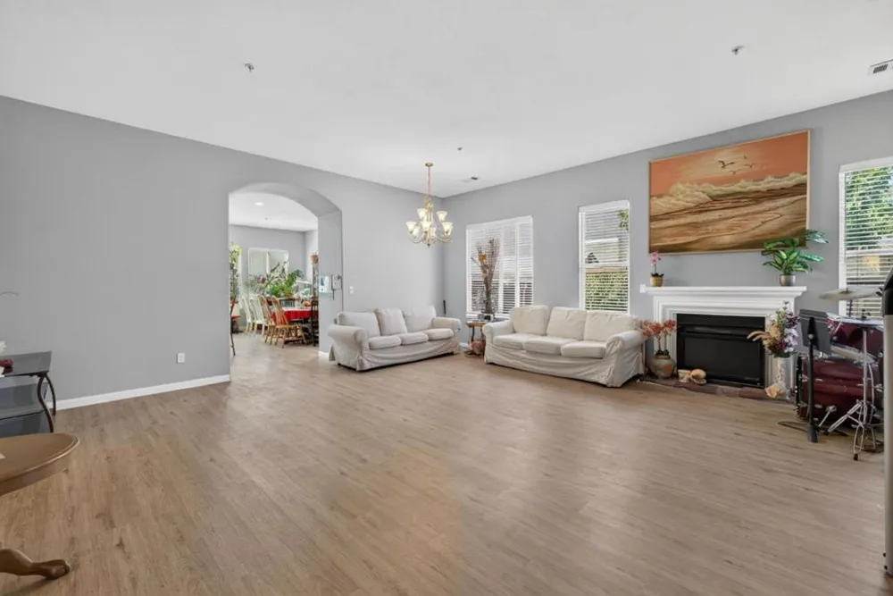 551 Hillock Drive Hollister, CA 95023