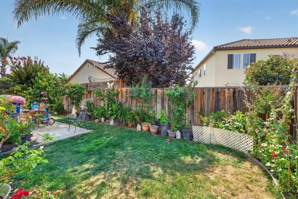 551 Hillock Drive Hollister, CA 95023