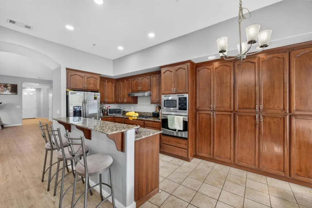 551 Hillock Drive Hollister, CA 95023