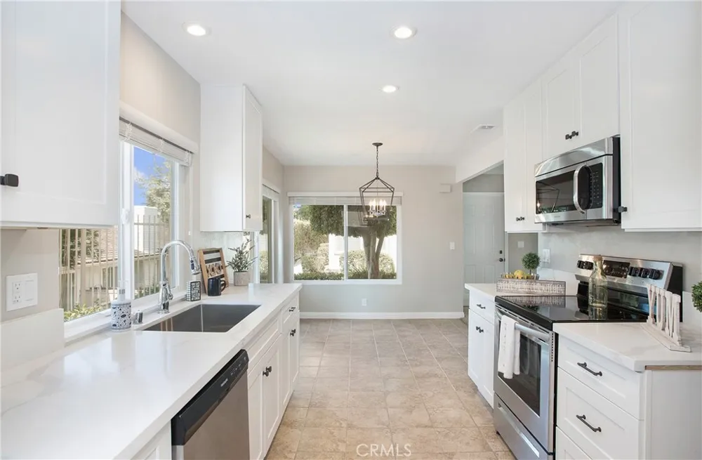 350 Mountain Court Brea, CA 92821