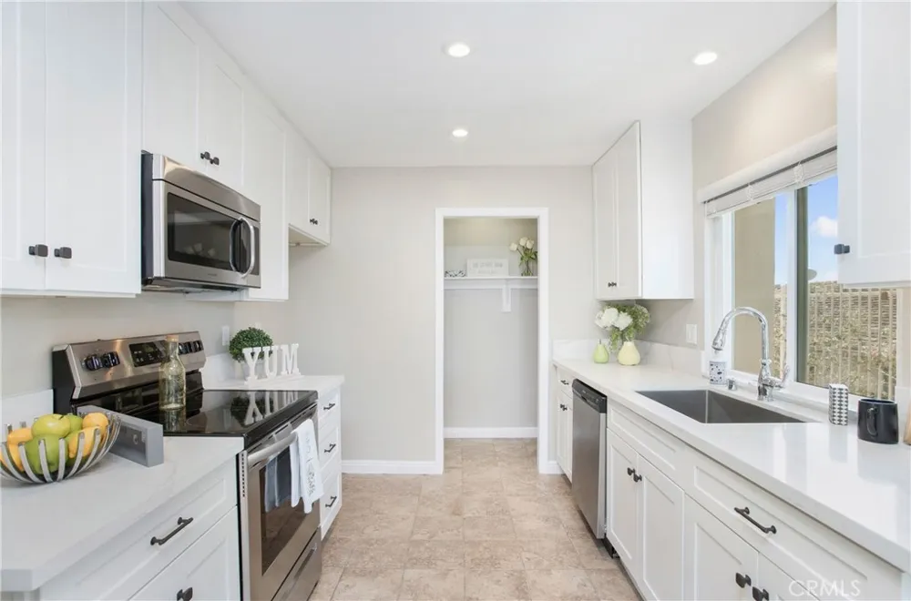 350 Mountain Court Brea, CA 92821