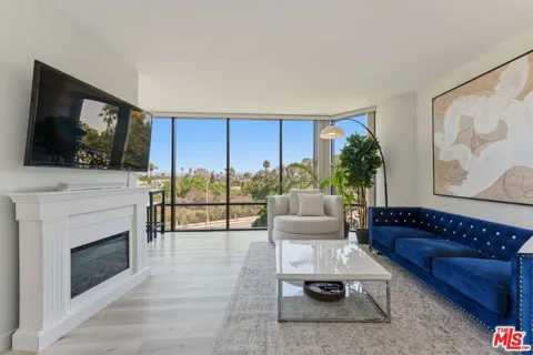 4316 Marina City Dr #310G