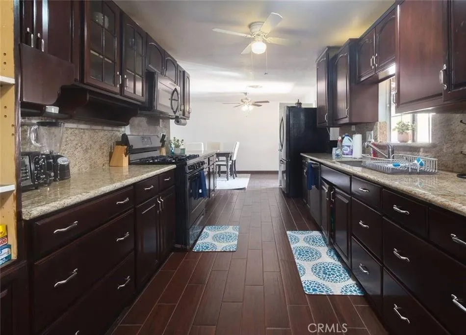 45472 Deglet Noor Indio, CA 92201