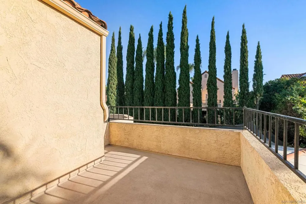 2161 Villa Sonoma Glen Escondido, CA 92029