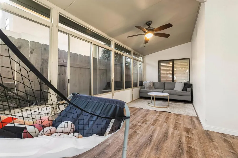 2161 Villa Sonoma Glen Escondido, CA 92029
