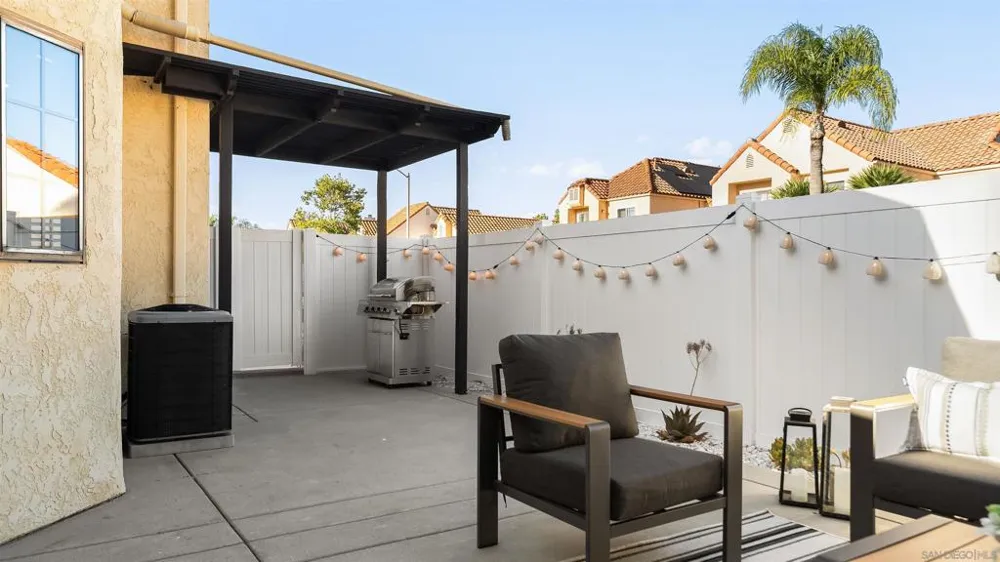 2161 Villa Sonoma Glen Escondido, CA 92029