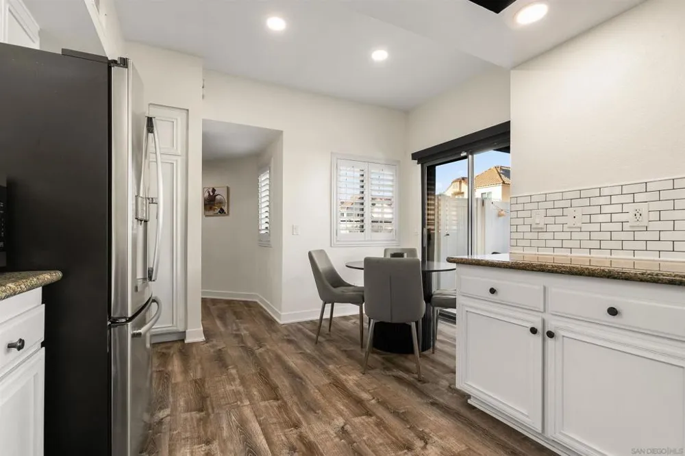 2161 Villa Sonoma Glen Escondido, CA 92029