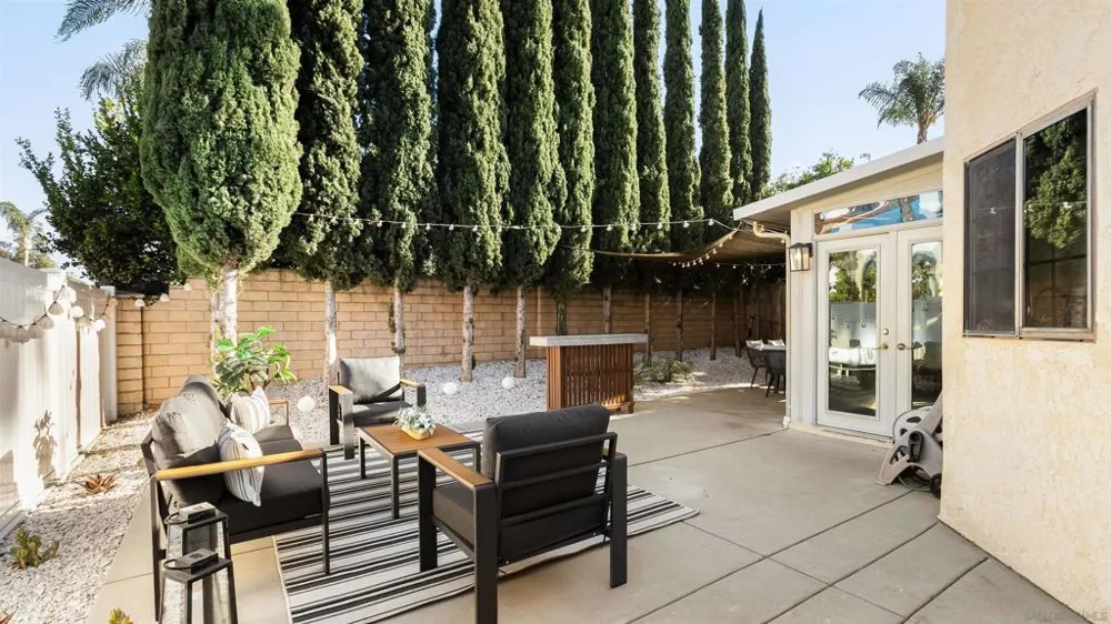 2161 Villa Sonoma Glen Escondido, CA 92029