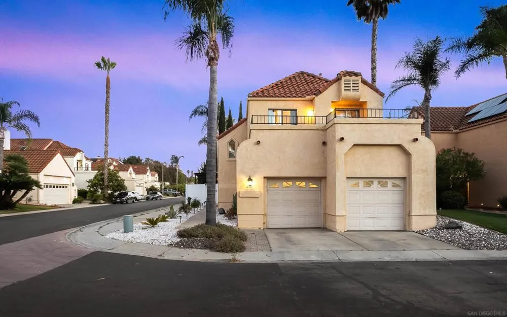 2161 Villa Sonoma Glen Escondido, CA 92029