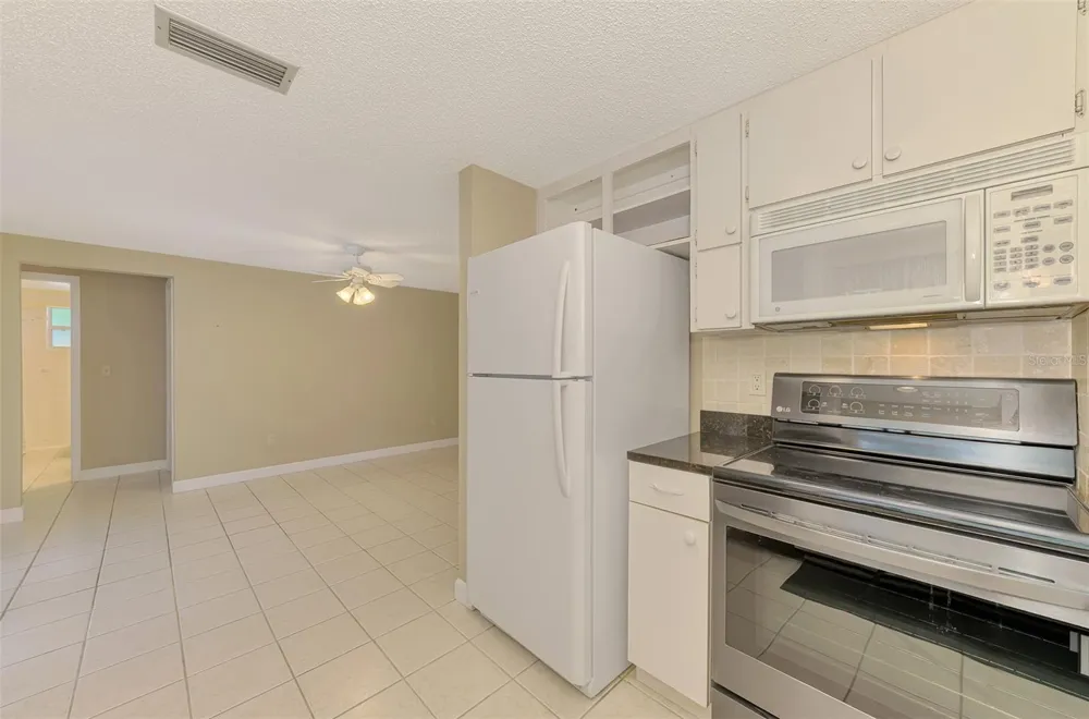 3727 PRADO DRIVE Sarasota, FL 34235