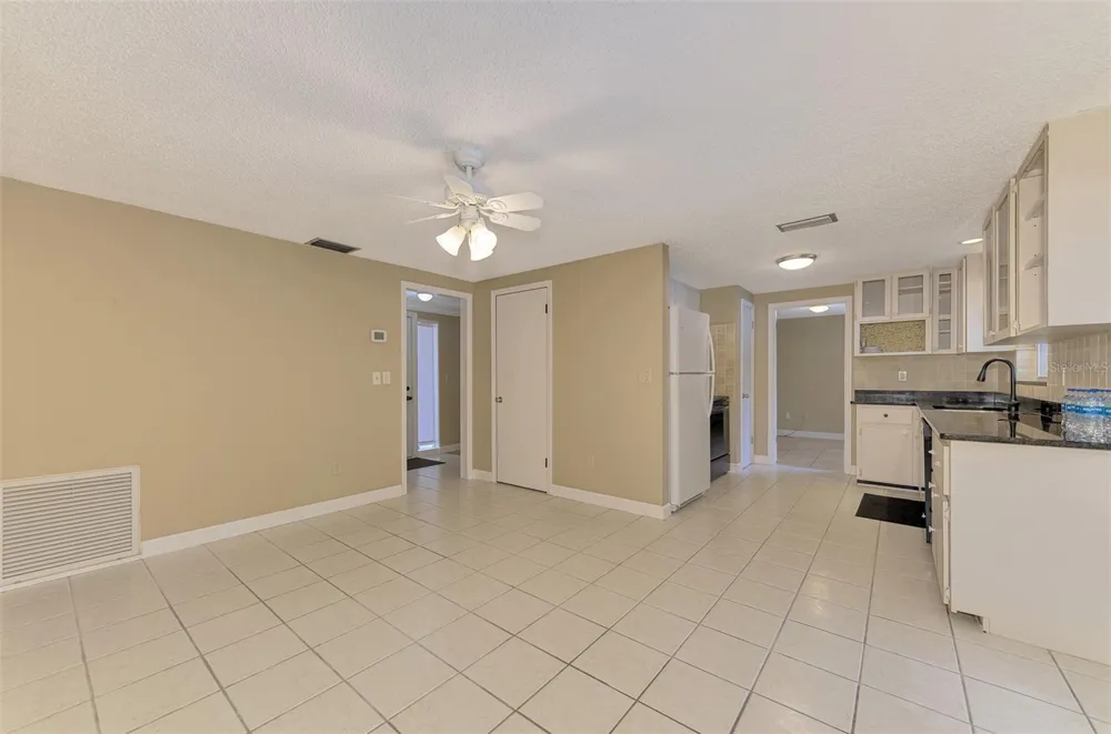 3727 PRADO DRIVE Sarasota, FL 34235