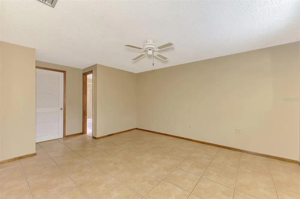 3727 PRADO DRIVE Sarasota, FL 34235
