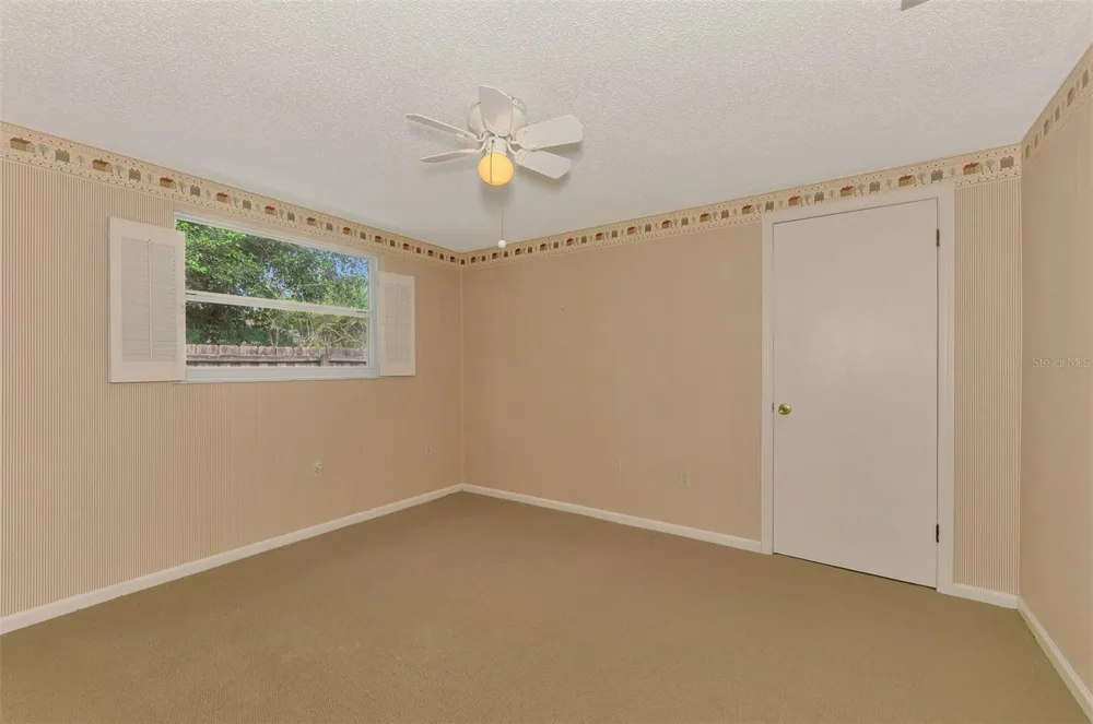 3727 PRADO DRIVE Sarasota, FL 34235