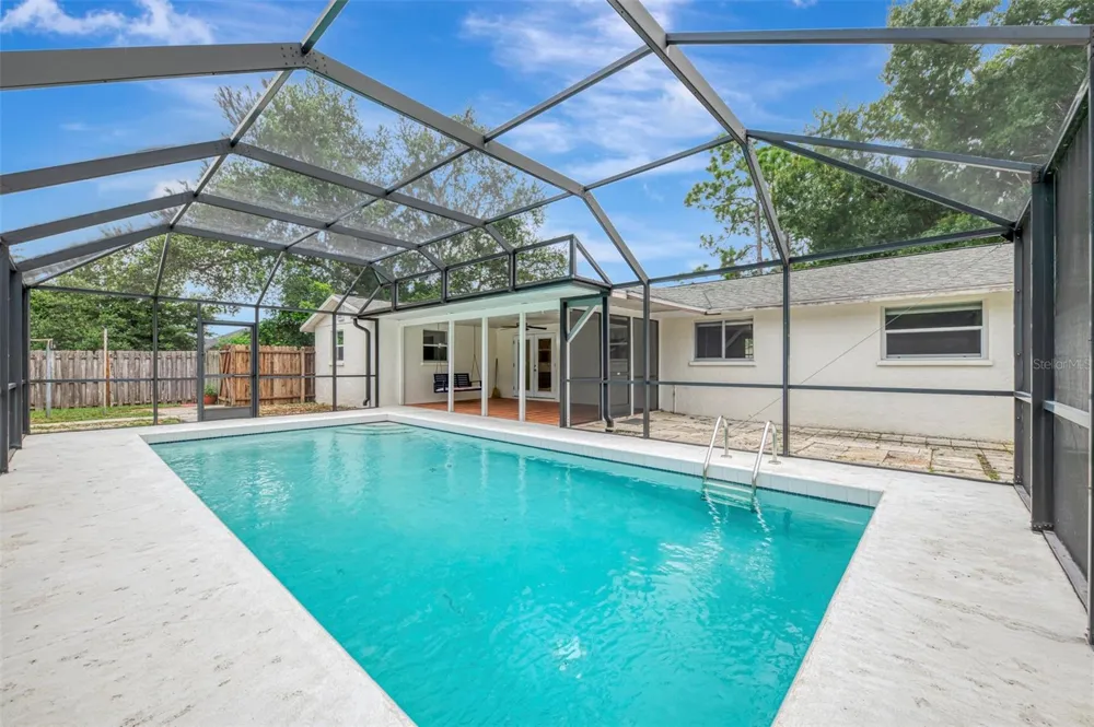 3727 PRADO DRIVE Sarasota, FL 34235