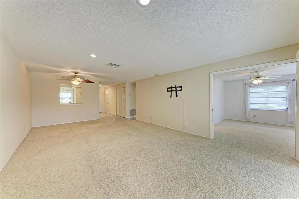 7008 W COUNTRY CLUB DRIVE #139 Sarasota, FL 34243