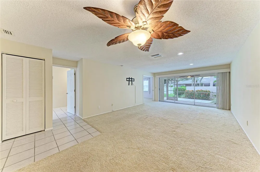 7008 W COUNTRY CLUB DRIVE #139 Sarasota, FL 34243