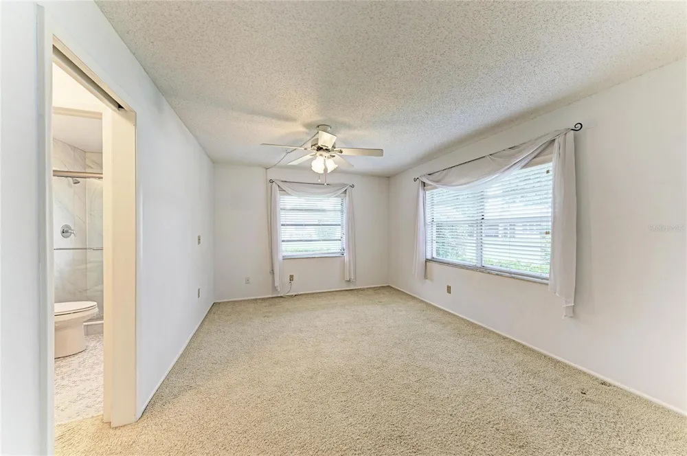 7008 W COUNTRY CLUB DRIVE #139 Sarasota, FL 34243