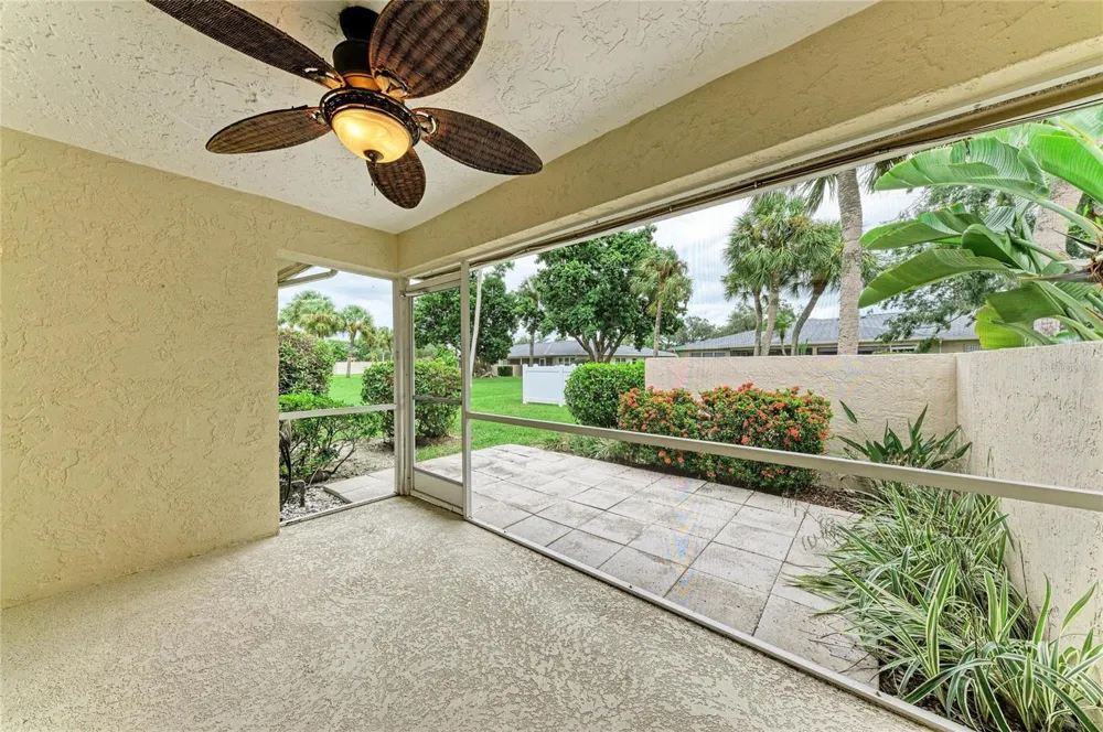 7008 W COUNTRY CLUB DRIVE #139 Sarasota, FL 34243