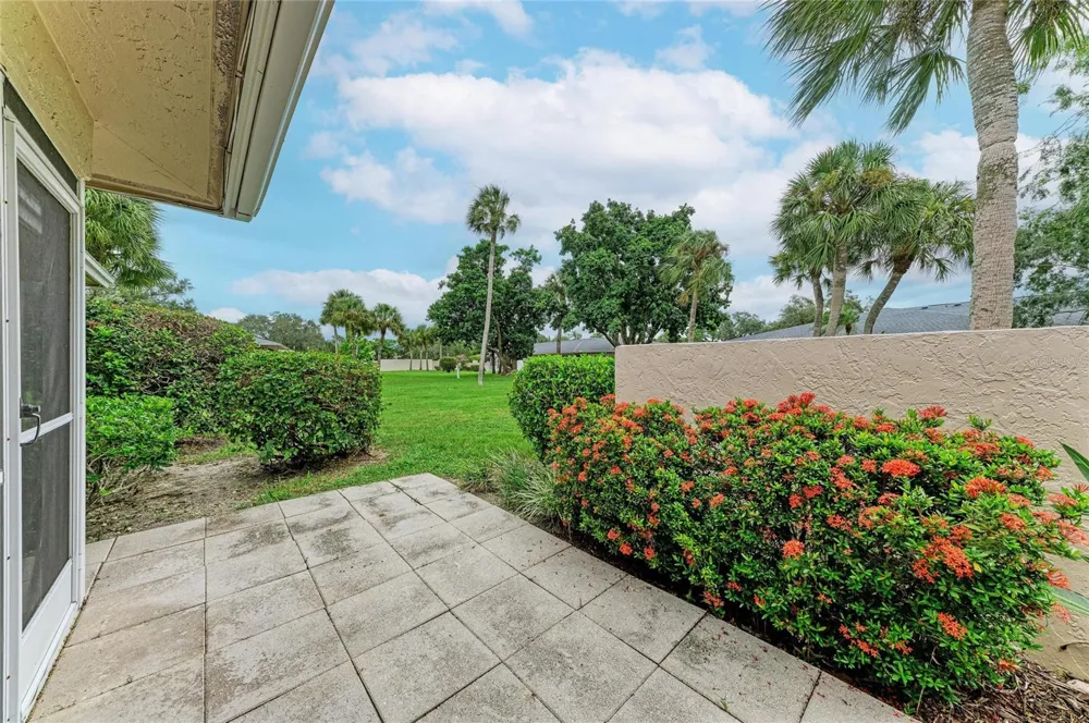 7008 W COUNTRY CLUB DRIVE #139 Sarasota, FL 34243