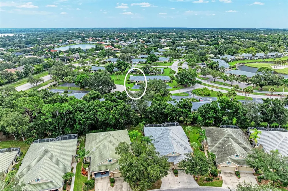 7008 W COUNTRY CLUB DRIVE #139 Sarasota, FL 34243