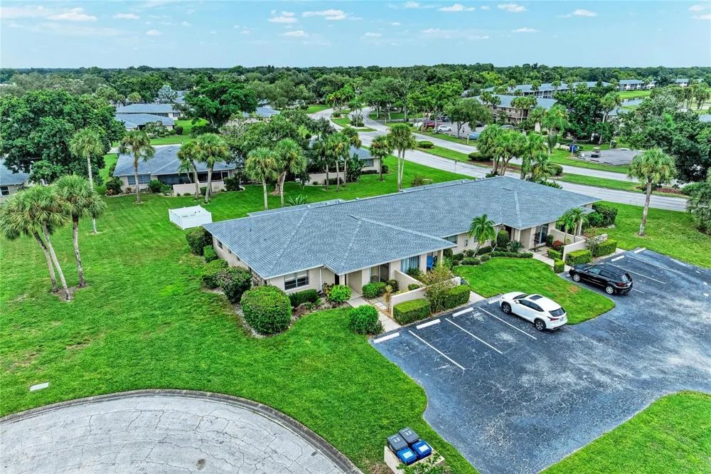 7008 W COUNTRY CLUB DRIVE #139 Sarasota, FL 34243