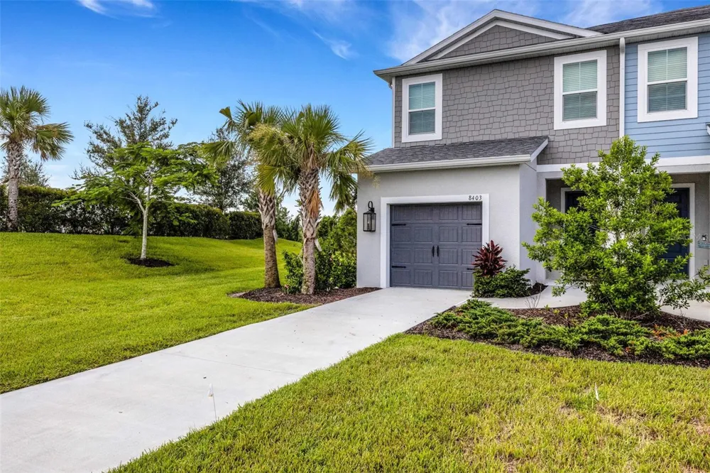 8403 CANYON CREEK TRAIL Parrish, FL 34219