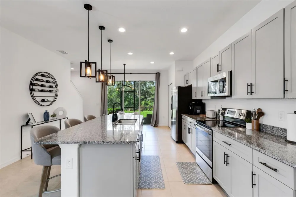 8403 CANYON CREEK TRAIL Parrish, FL 34219
