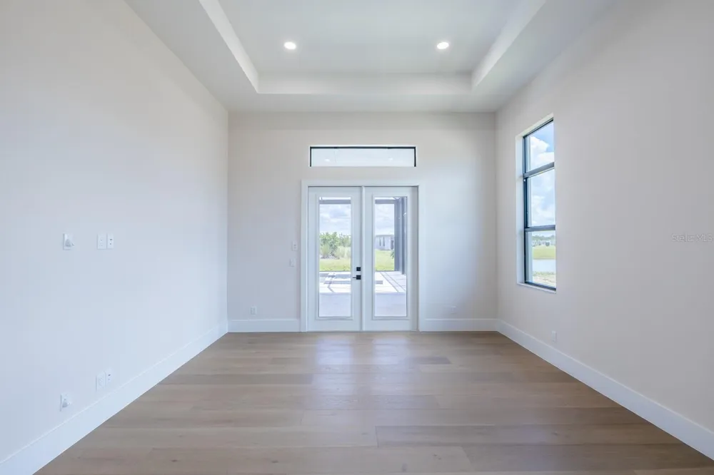 1003 BLUE SHELL LOOP Sarasota, FL 34240