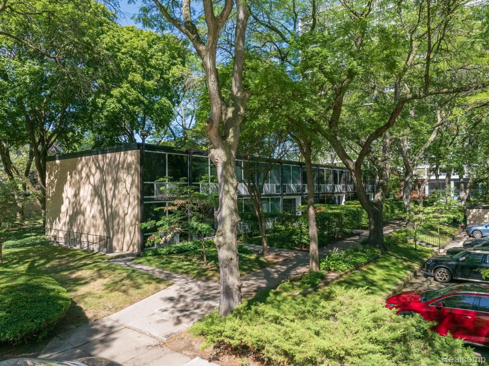 1363 Nicolet Place Detroit City, MI 48207