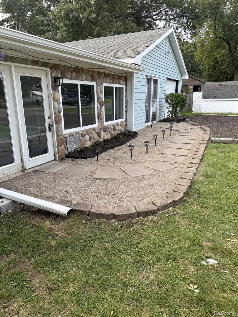 413 5th Street Fenton City, MI 48430