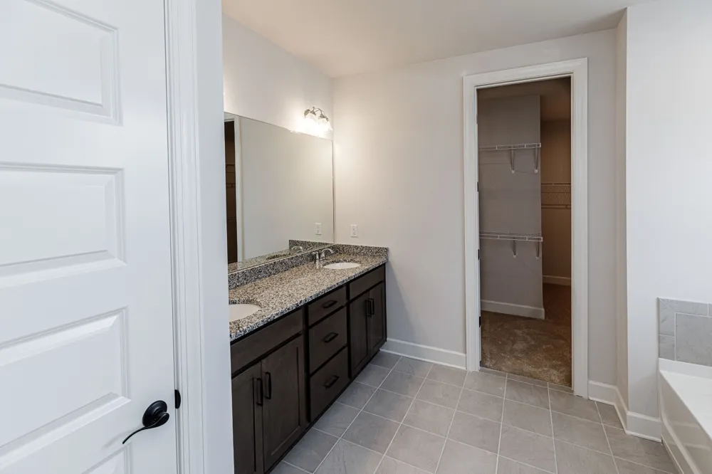 5032 Ozment Dr Nolensville, TN 37135
