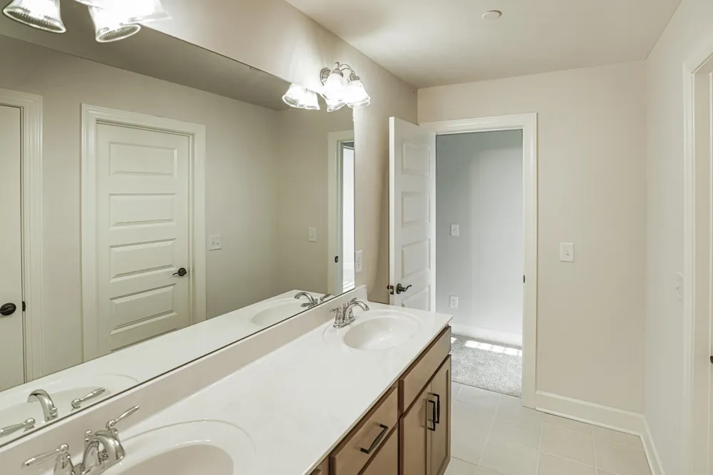 5032 Ozment Dr Nolensville, TN 37135