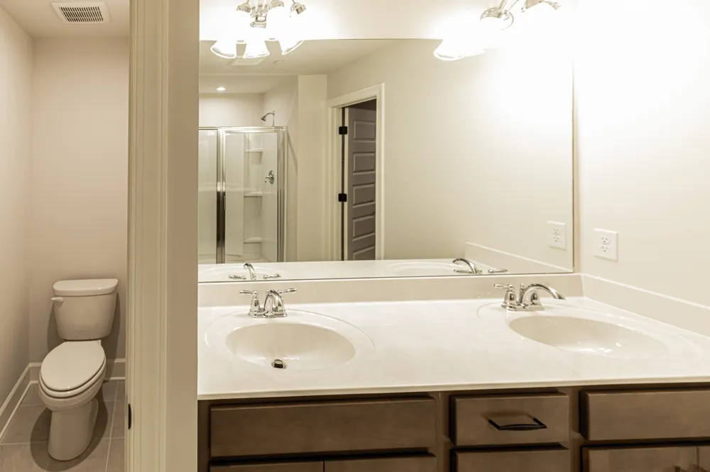 5032 Ozment Dr Nolensville, TN 37135